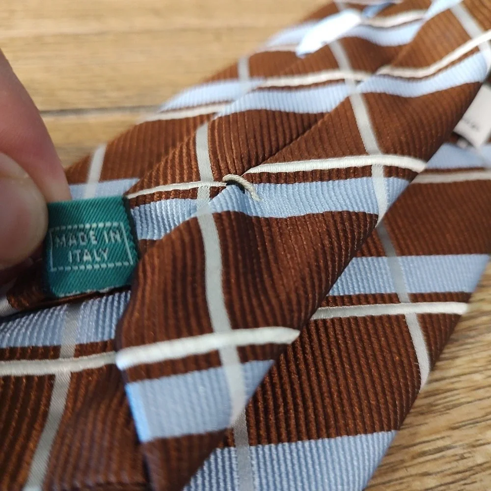 LEITZ METALWORKING LMT DESIGNER Silk TIE 61